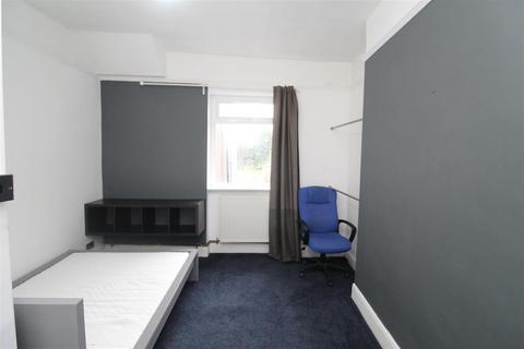 undefined, Gordon Road, Cardiff CF24