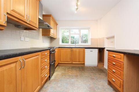 undefined, Balmoral Way, Sutton