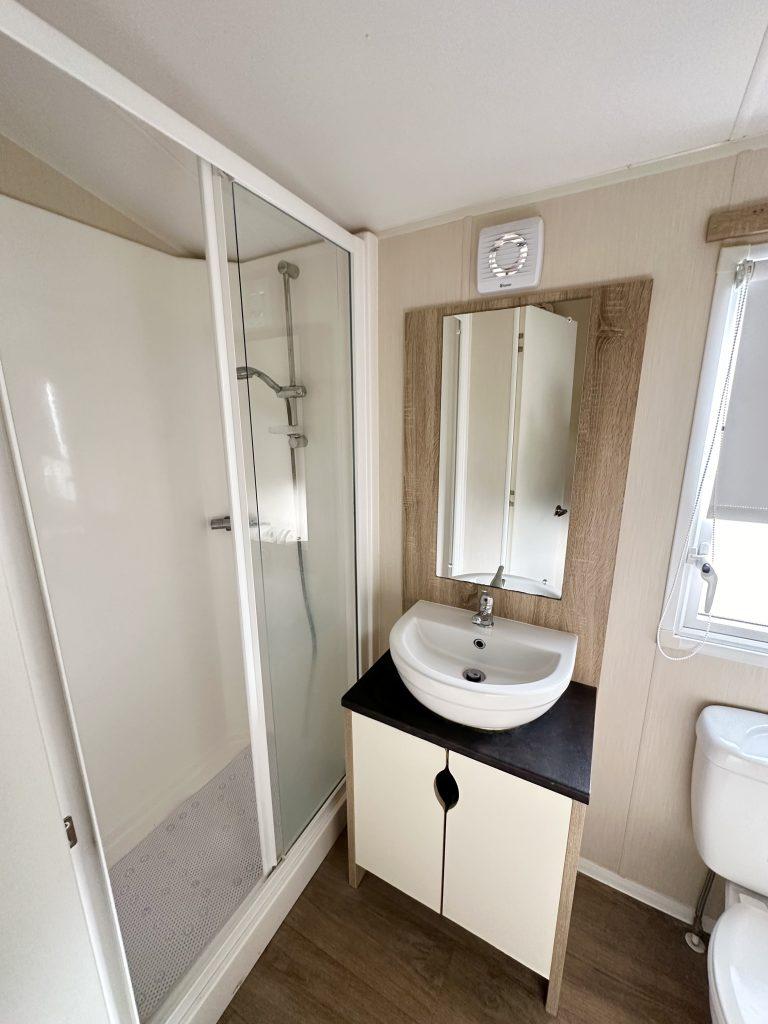 Zyxzaf5fk6wp42dwmtub9y Bath.jpg