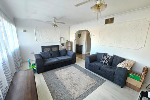 2 bedroom flat for sale, Bicknell Croft, Druids Heath