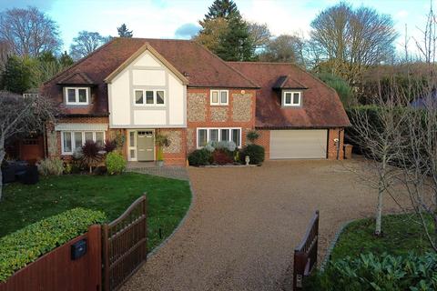 undefined, Chiltern Road, Peppard Common, Henley-on-Thames, Oxfordshire, RG9