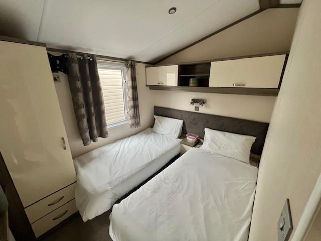 Zzce36swdbq7kgmtdbpvfs Bed2.jpg