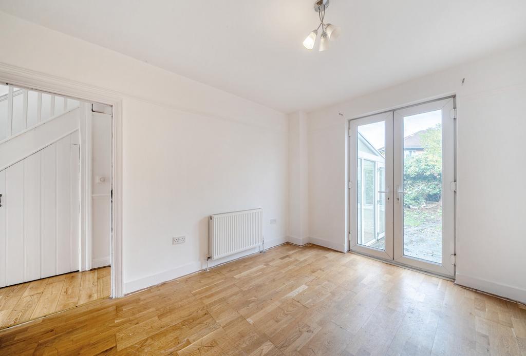 1388469 10 693815...