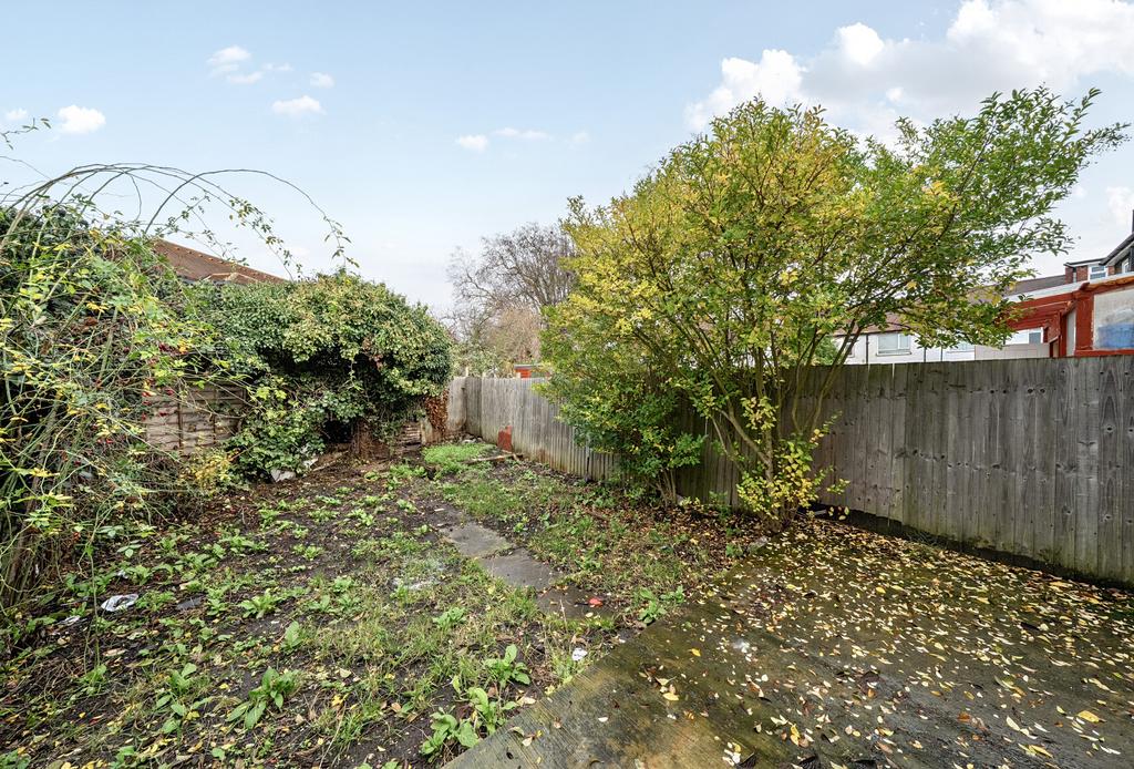 1388469 15 693816...