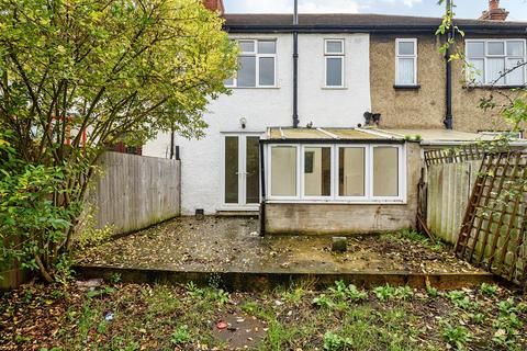 undefined, Russell Road, Mitcham CR4