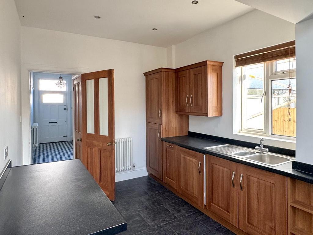 Extended Kitchen/Breakfasting