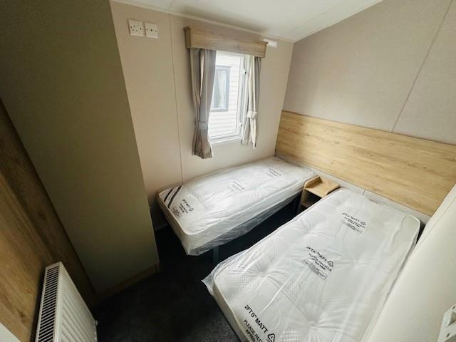 Qdk48h9sjectcgdfukplvr Bed2.jpg