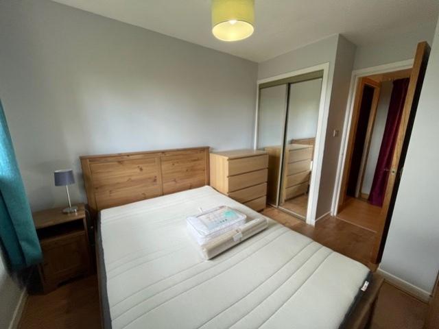Bedroom On To Hall