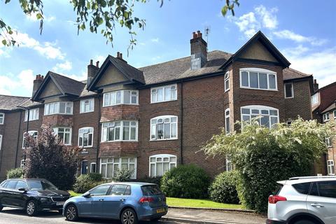 undefined, Oakmount Avenue, Southampton
