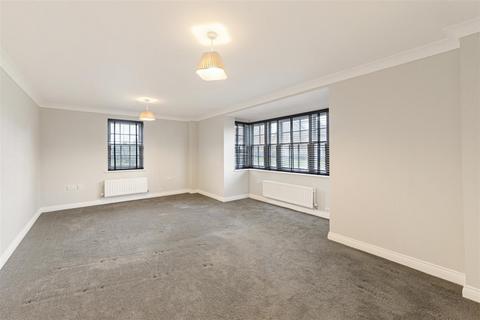 undefined, Winston Avenue, Kings Hill