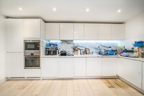 undefined, Frazer Nash Close, Isleworth TW7