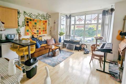 undefined, York Road, Woking, Surrey, GU22