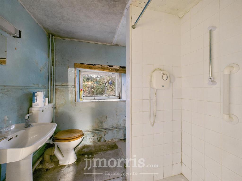 CAM05297 G0-PR0126-STILL023.jpg