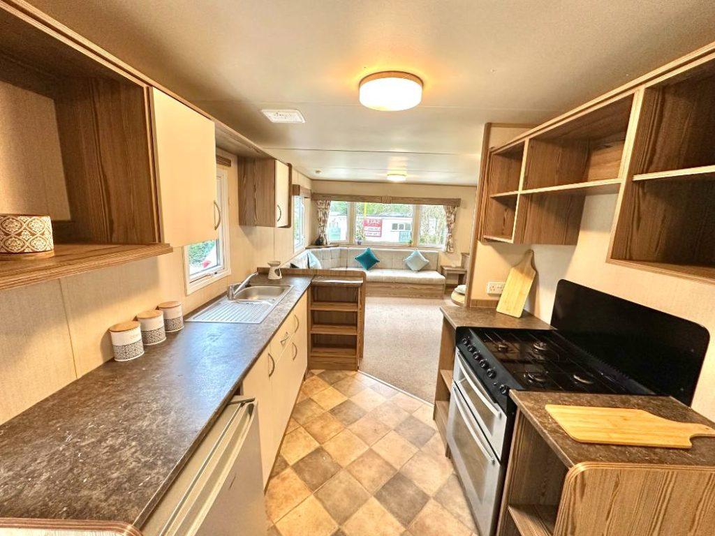 Ea7dlj3zyu6tmjp5zxnhga Kit.jpg