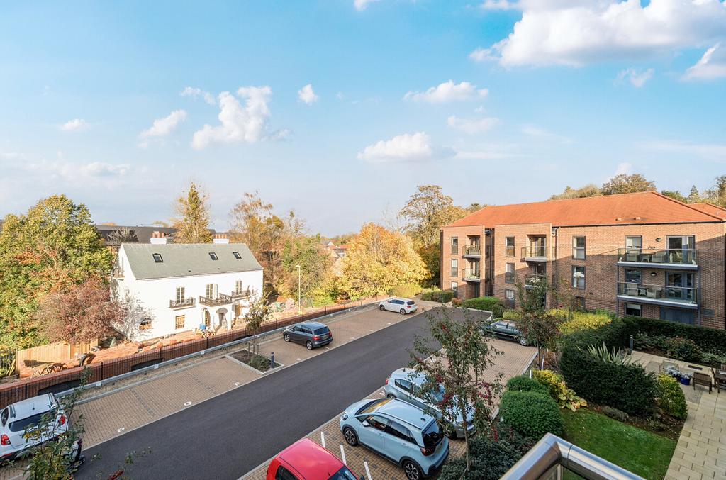 1371261-7-6900d34...