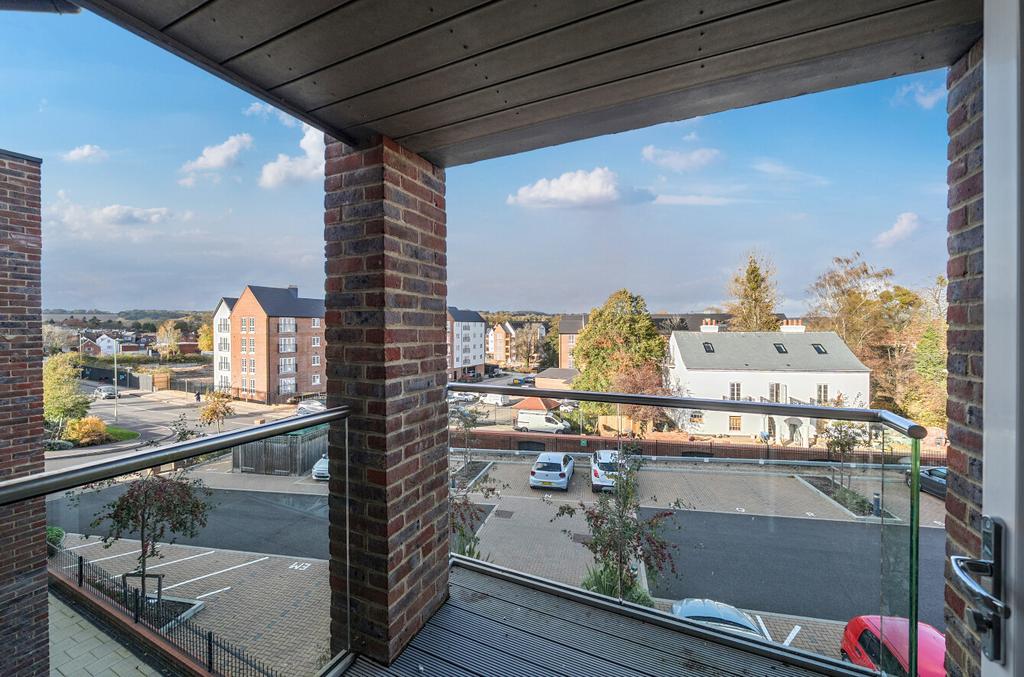 1371261-8-6900d34...