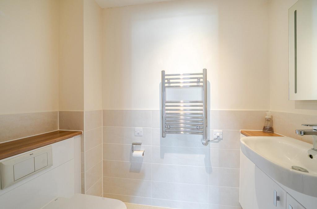 1371261-16-6900d3...