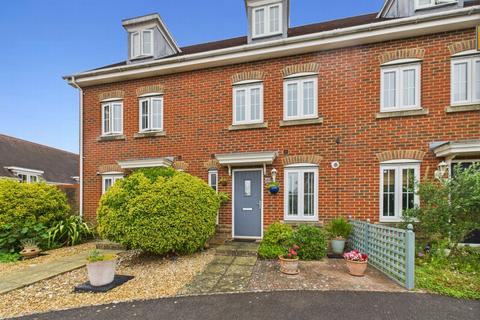 undefined, Wellswood, Haywards Heath, RH16