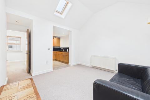 1 bedroom apartment to rent, New Walk, Leicester LE1