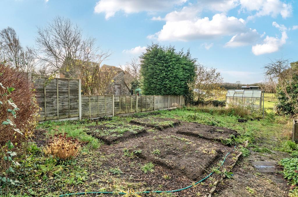 1386791-19-6931a6...