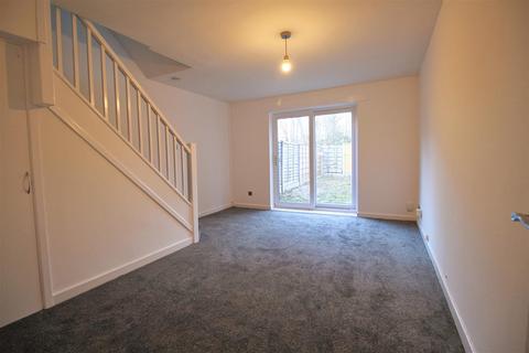 2 bedroom semi-detached house to rent, Rostrevor Road, Stockport SK3