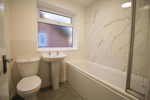 2 bedroom semi-detached house to rent, Rostrevor Road, Stockport SK3