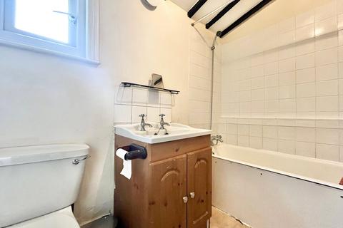 undefined, Sandycombe Road, Richmond, TW9