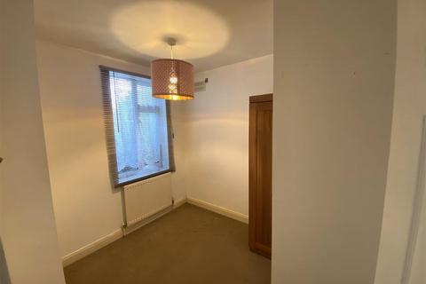 undefined, Botwell Lane, Hayes