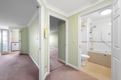 undefined, Clifton Park Avenue, Raynes Park SW20