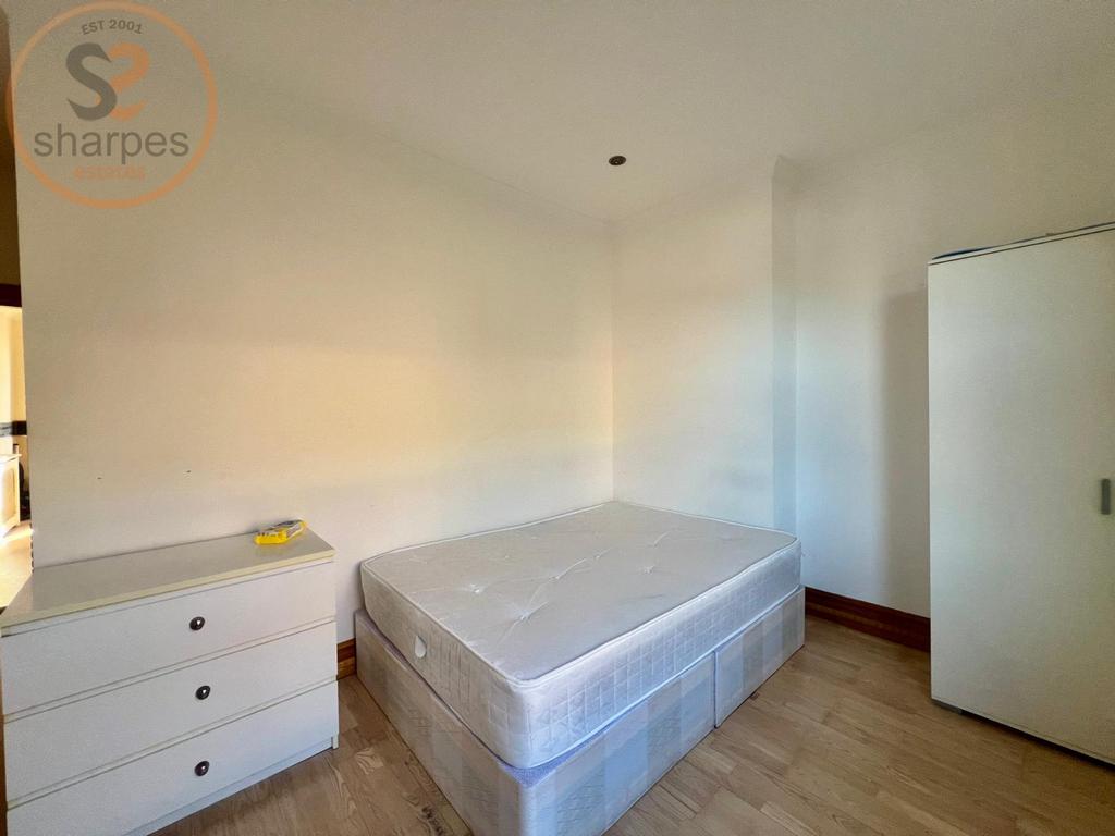 Whats App Image 2025-10-06 at 16.55.51.jpeg