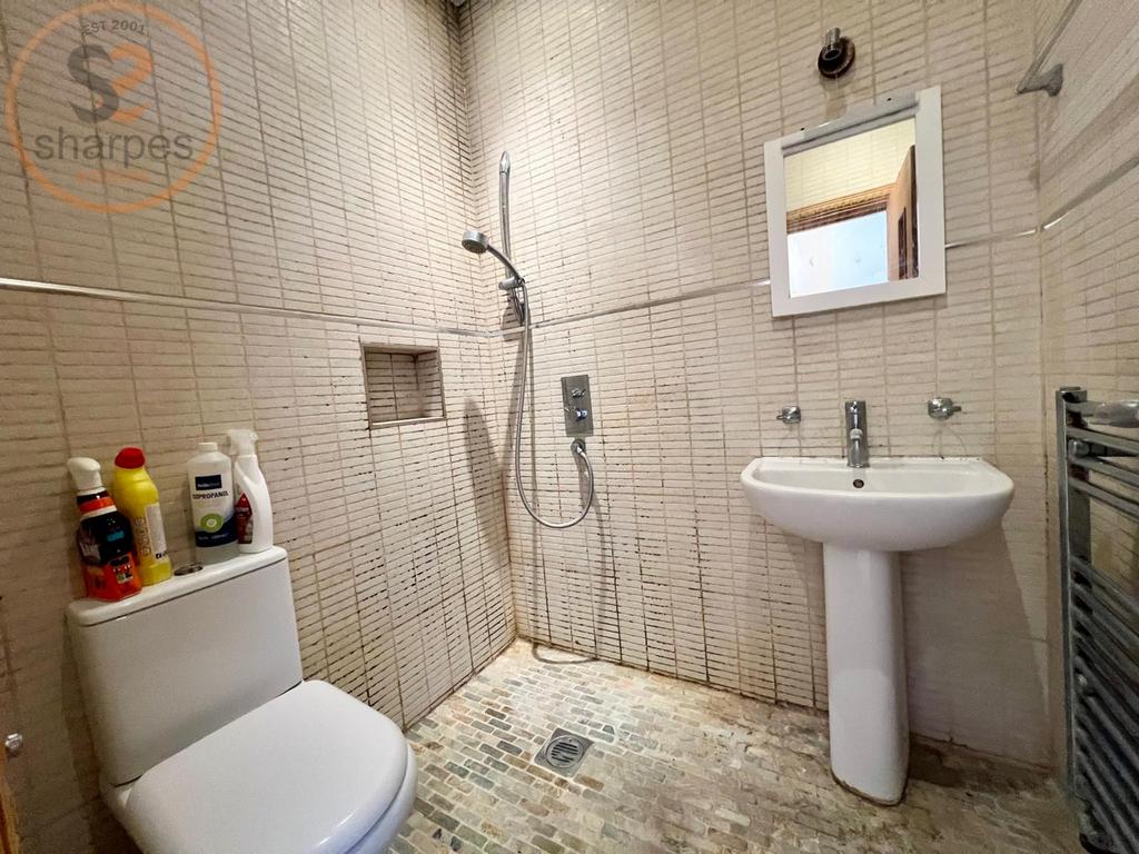 Whats App Image 2025-10-06 at 16.55.51 (2).jpeg