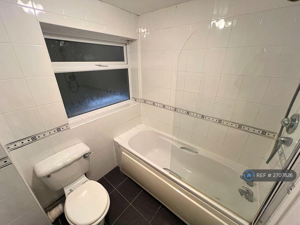 Family Bathrom