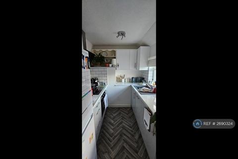 2 bedroom flat to rent, Hampton Lane, Blackfield, Southampton, SO45