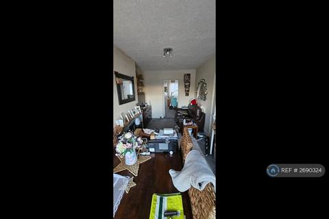 2 bedroom flat to rent, Hampton Lane, Blackfield, Southampton, SO45