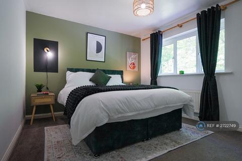 undefined, Dove Road, Stevenage, SG1