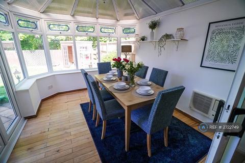 undefined, Dove Road, Stevenage, SG1