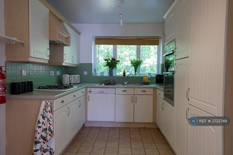 undefined, Dove Road, Stevenage, SG1