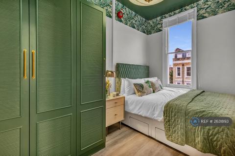1 bedroom flat to rent, Eardley Crescent, London, SW5