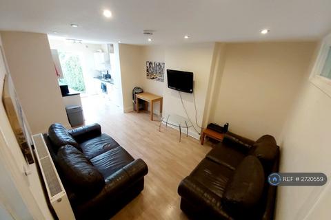 5 bedroom terraced house to rent, Dovercourt Road, Bristol, BS7