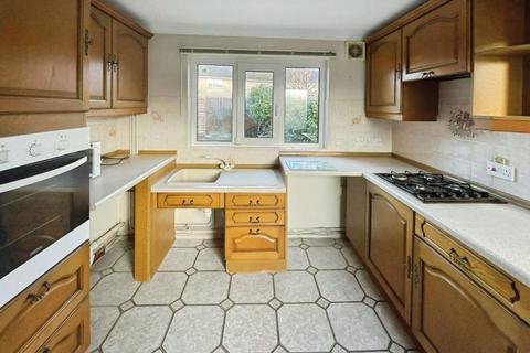 3 bedroom house to rent, Fairway, Port Talbot, SA12 7HN