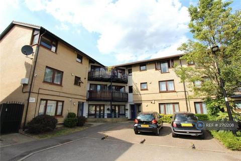 undefined, Shapland Way, London, N13