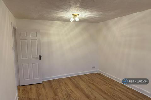 undefined, Shapland Way, London, N13
