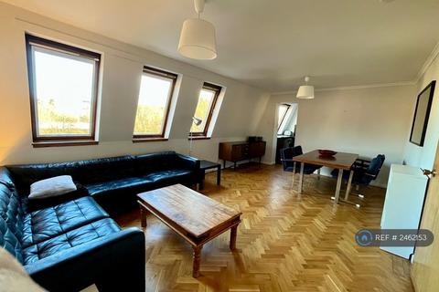 undefined, Clarence Gardens, Glasgow, G11
