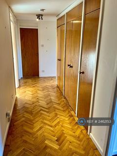 undefined, Clarence Gardens, Glasgow, G11