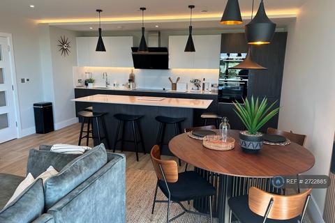 undefined, Edna Road, London, SW20
