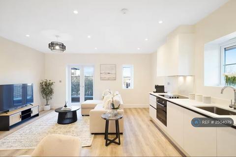 undefined, Beechwood Grove, London, W3