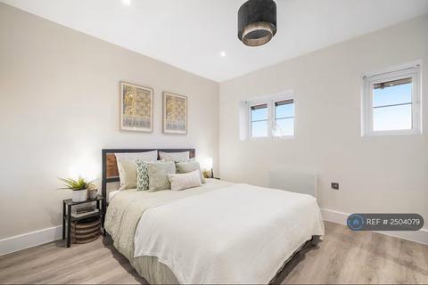 undefined, Beechwood Grove, London, W3