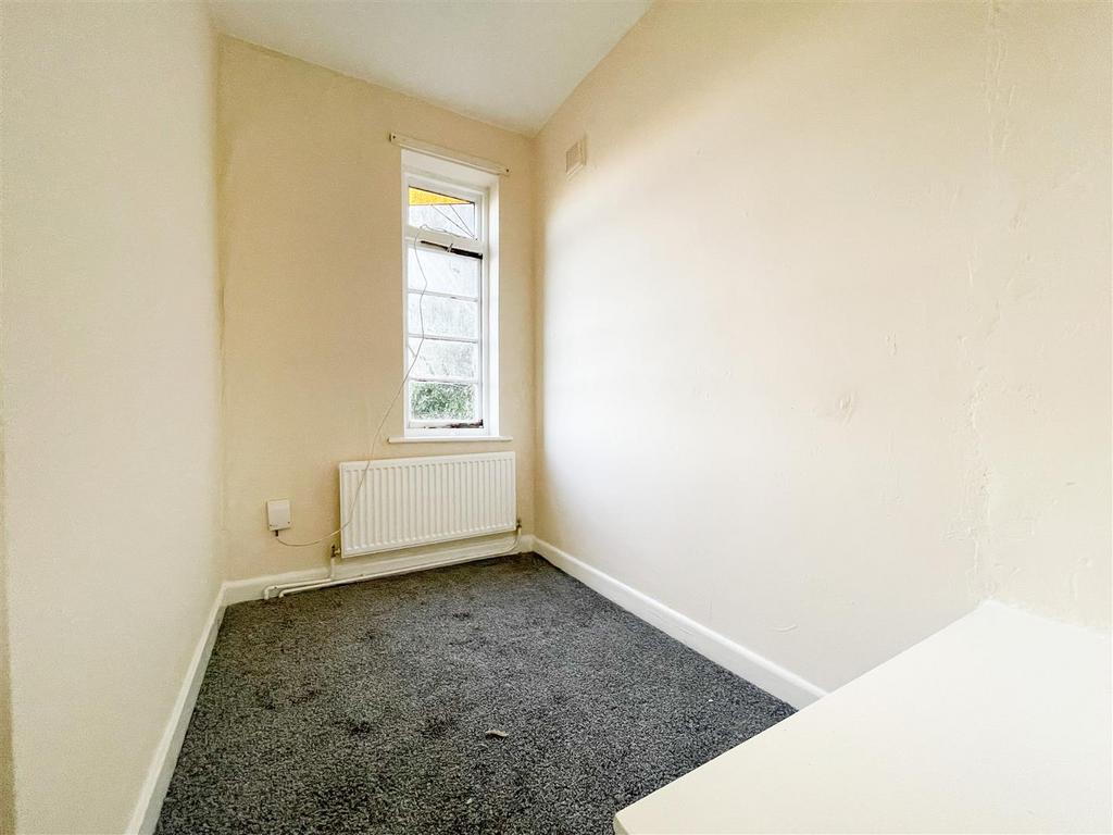 Bedroom three/office