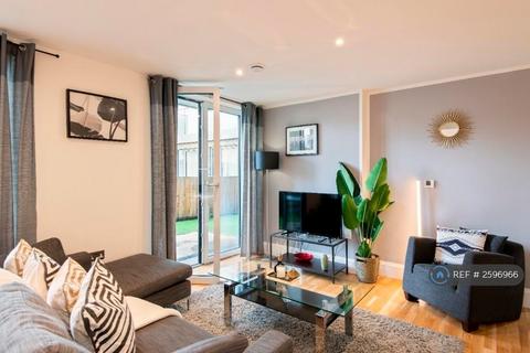 undefined, Langan House, London, E14