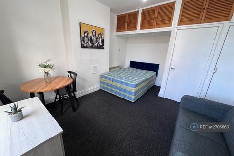undefined, Queens Avenue, Bristol, BS8